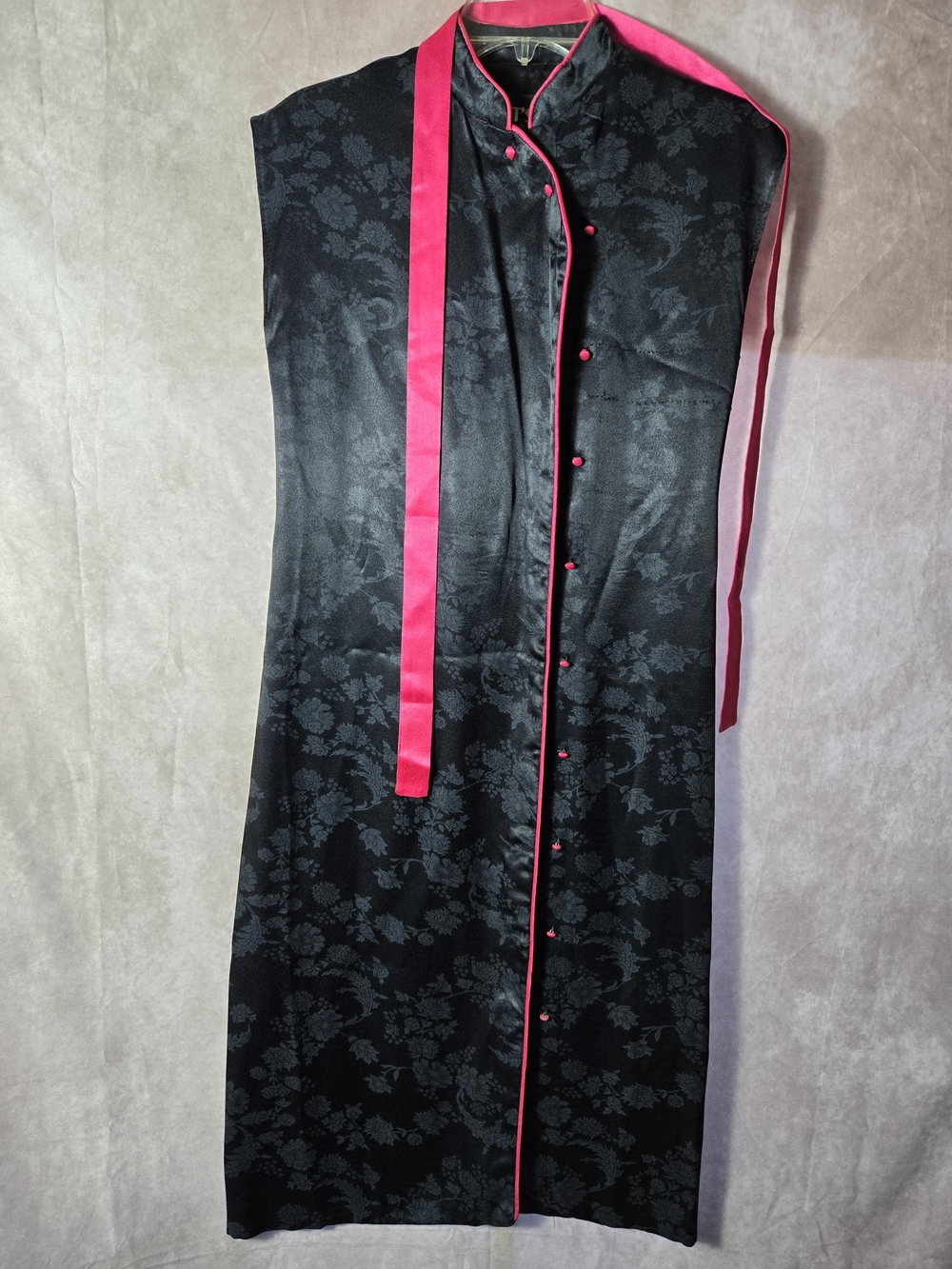 Black Floral Midi Cheongsam Dress with Pink Trim Sz 7 Vintage